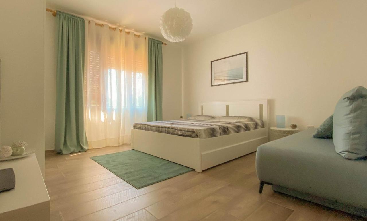 Ester Novigrad  Bagian luar foto