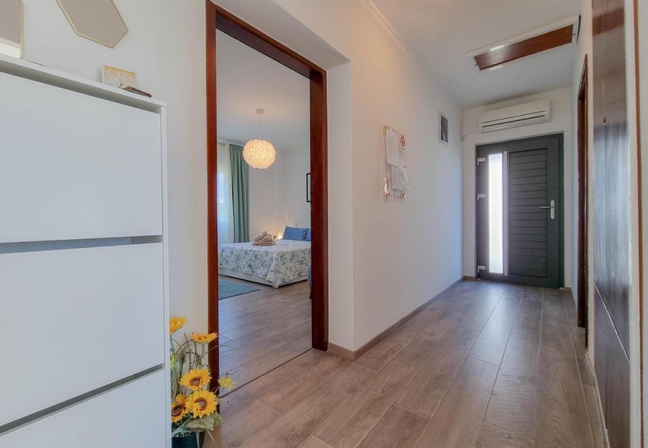 Ester Novigrad  Bagian luar foto
