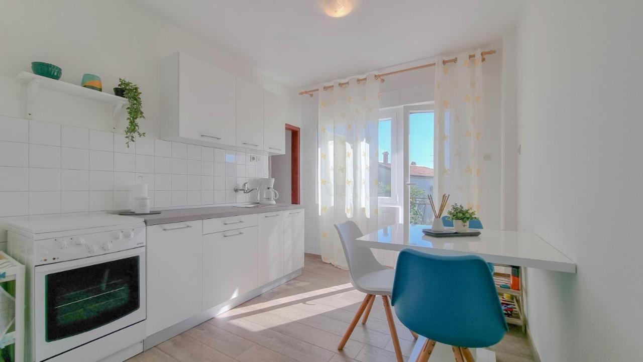 Ester Novigrad  Bagian luar foto